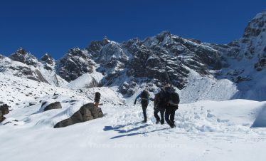 Everest high pass 3