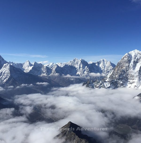 Lobuche East Summit